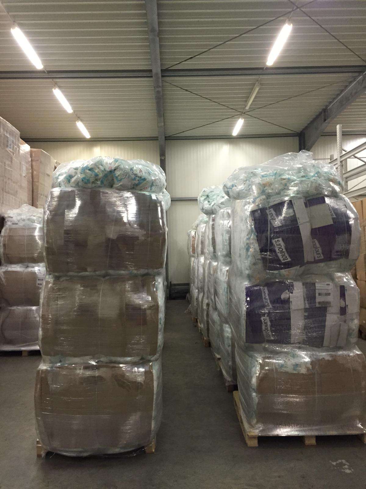 High Quality Baby Diapers with Leak Guard Soft Breathable Absorption Made From Cotton Bulk From Europe